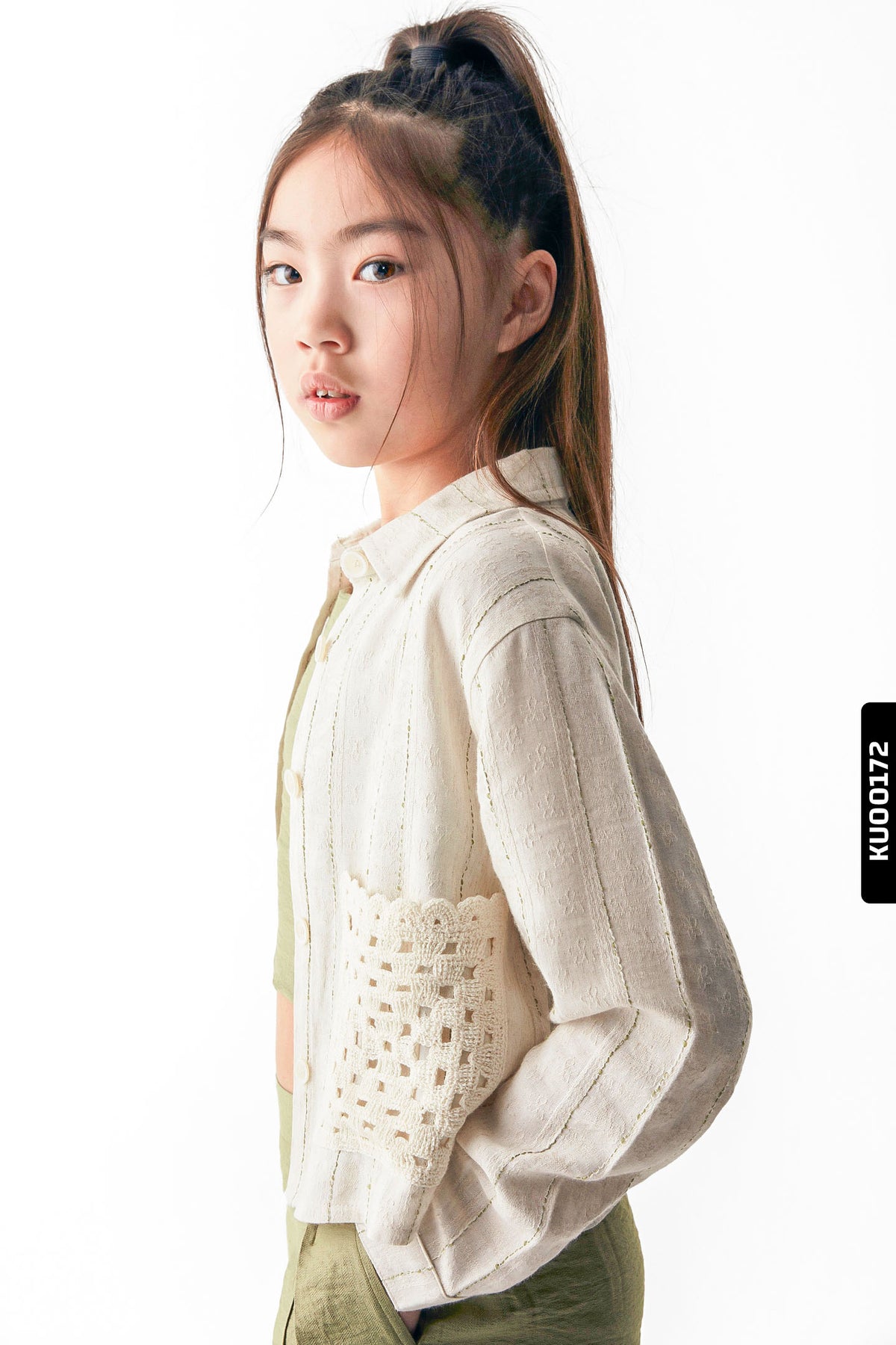 KU00172 Krem-Haki