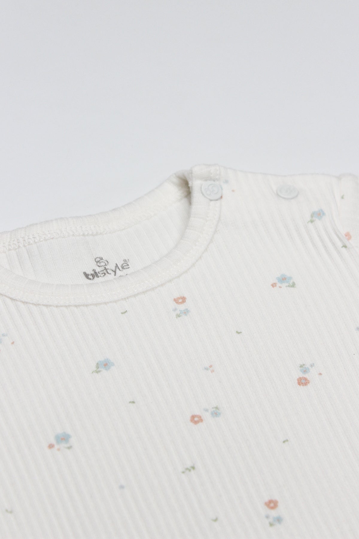 Bistyle Flying Bloom White Yarım Kol 2'Li Body 17118 Ekru Gül Kurusu