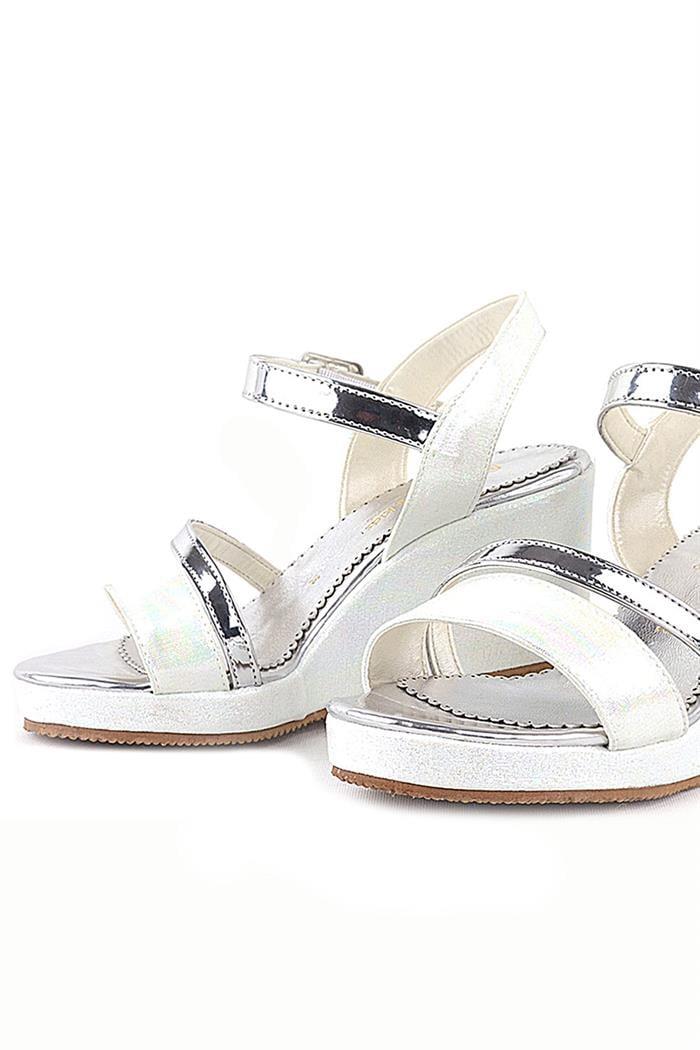 Aurora Ekru Kız Çocuk Dolgu Topuklu Ayakkabı